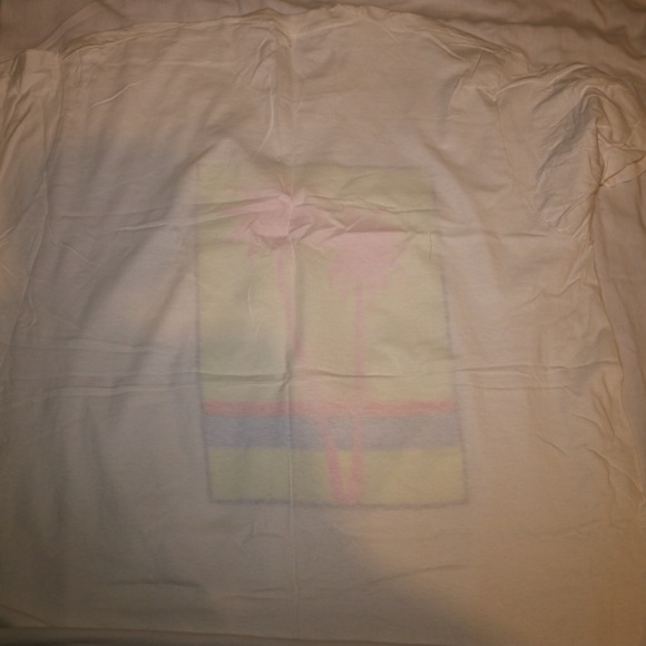 White tee with neon palm tree print - Picture 2 of 4